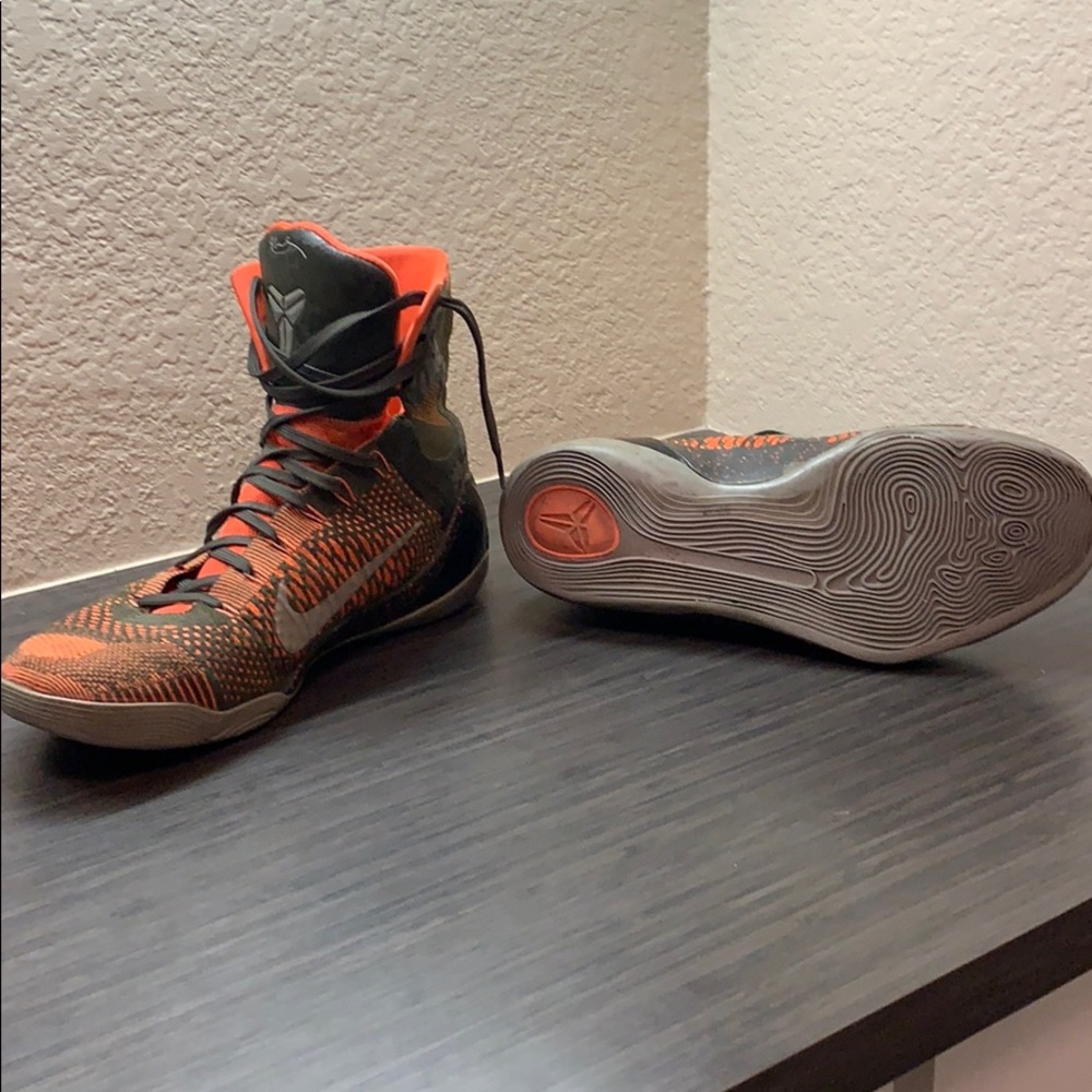 Kobe Bryant 9 Elite Sequoia Elite